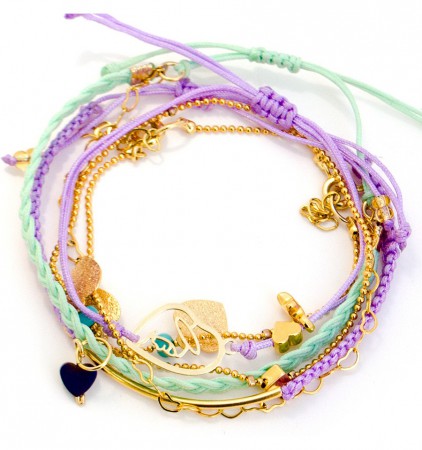 PULSERA HILOS VIRGENCITA CORAZONES $ 23.900